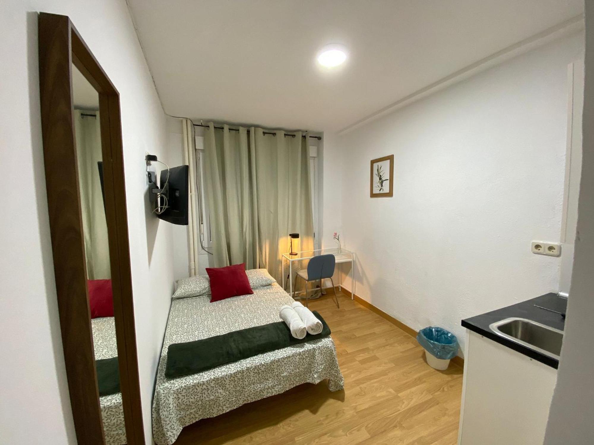 Travelstep Malasana Madri Exterior foto